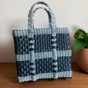 Y2K GAP Woven Plastic Hand/Basket Bag